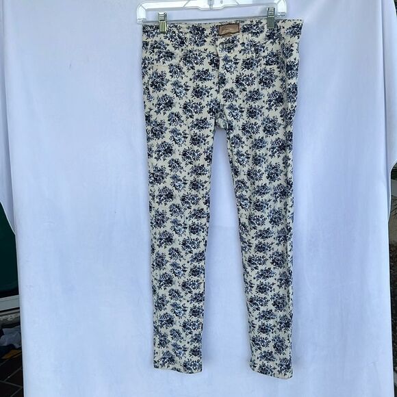 Paige Peg Skinny Floral Pants size 27 Denim Material - Picture 1 of 8